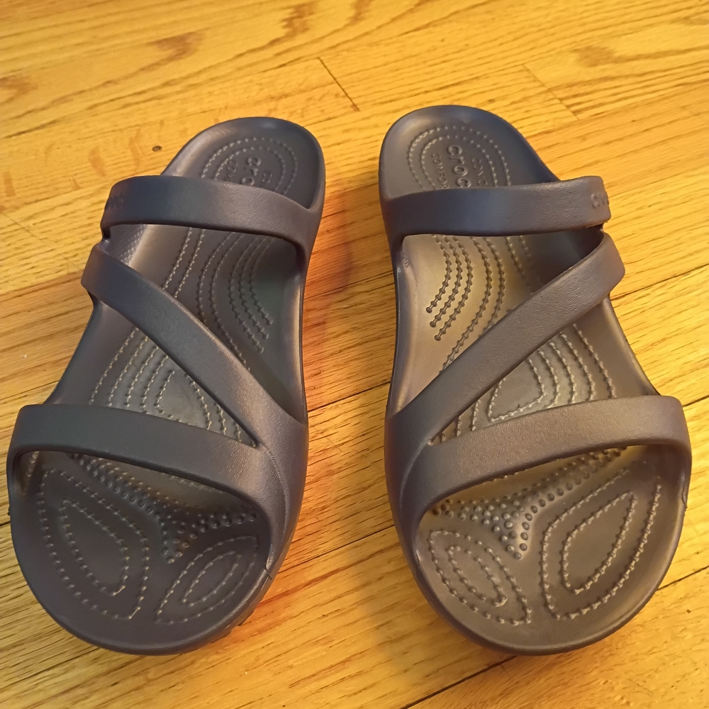 CROCS Women's Dark Blue Sandals